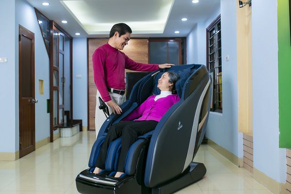 Ghế massage X750 giải phóng cơ thể kéo giãn cột sống